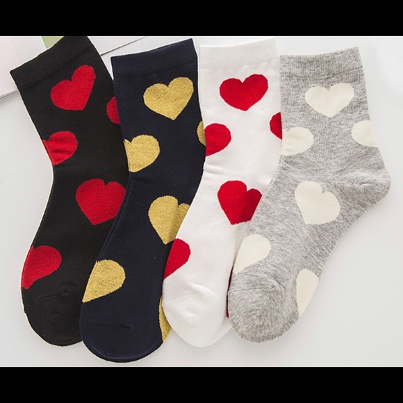 GIRLS NIGHT MYSTERY BOX! - Picture 6 of 8